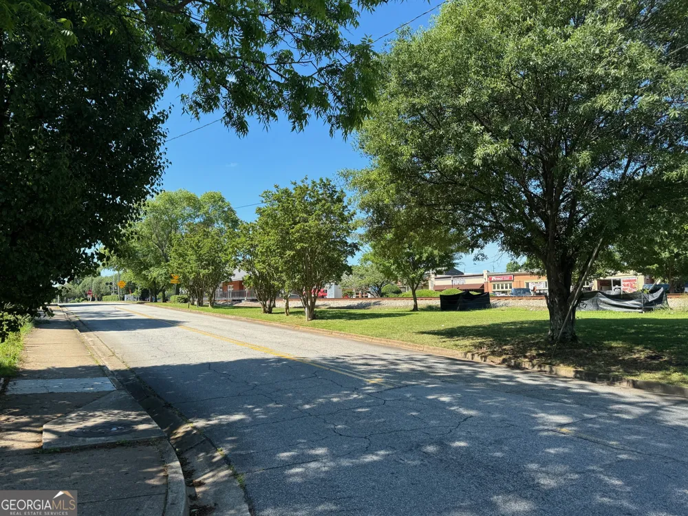 3698 Main ST College Park, GA 30337