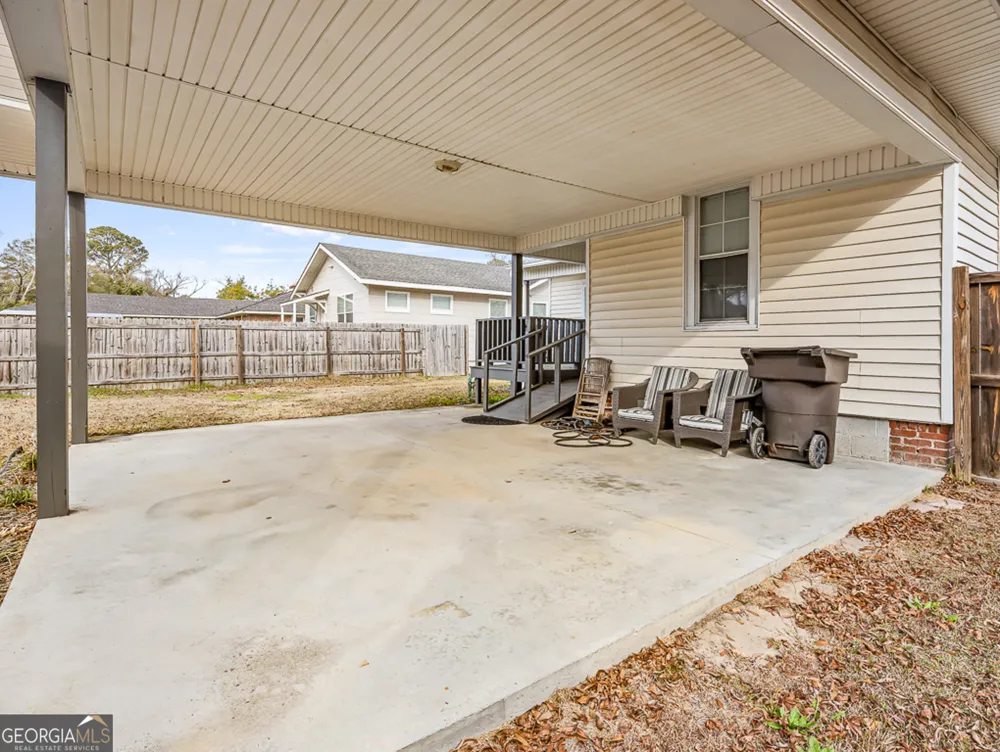 517 N Masonic ST Millen, GA 30442