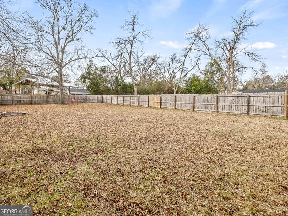 517 N Masonic ST Millen, GA 30442