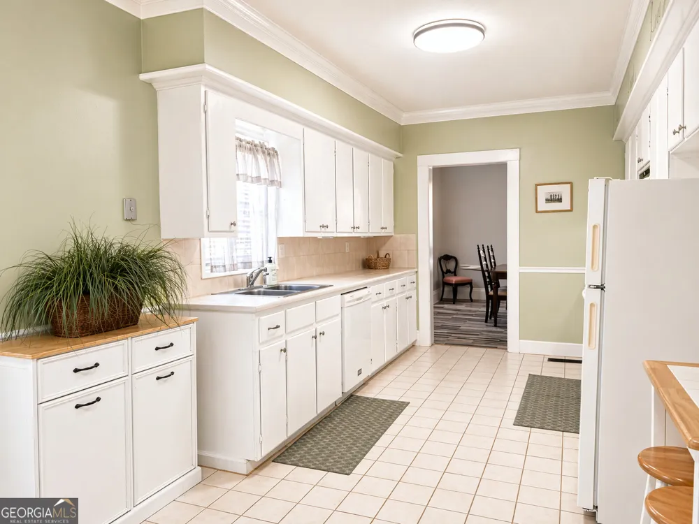 517 N Masonic ST Millen, GA 30442