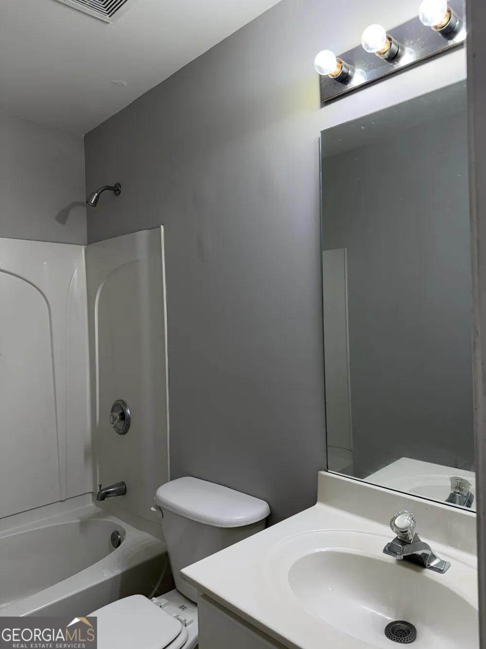 893 Redwood DR Norcross, GA 30093