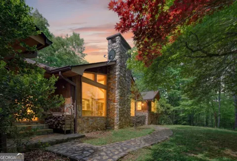 1171 Dogwood LN