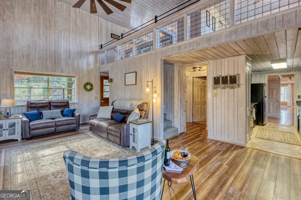 145 River Bend LN Blue Ridge, GA 30513