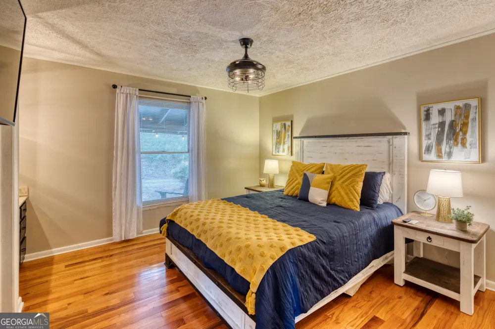 145 River Bend LN Blue Ridge, GA 30513