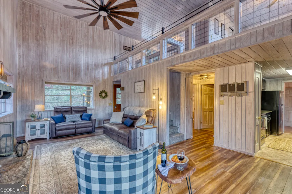 145 River Bend LN Blue Ridge, GA 30513