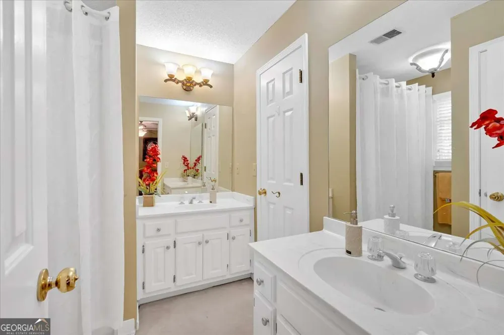 5891 Ranger CT Peachtree Corners, GA 30092