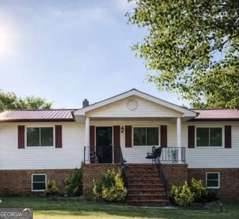 74 Hanshaw DR