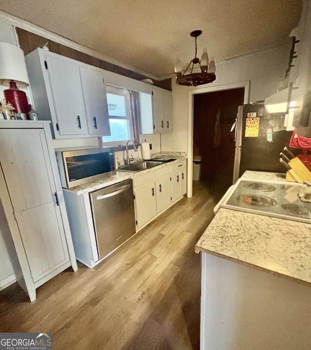 74 Hanshaw DR Rock Spring, GA 30739