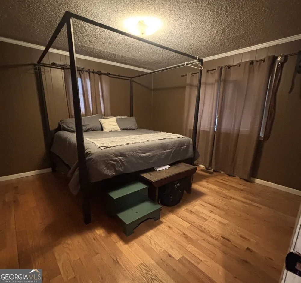 74 Hanshaw DR Rock Spring, GA 30739