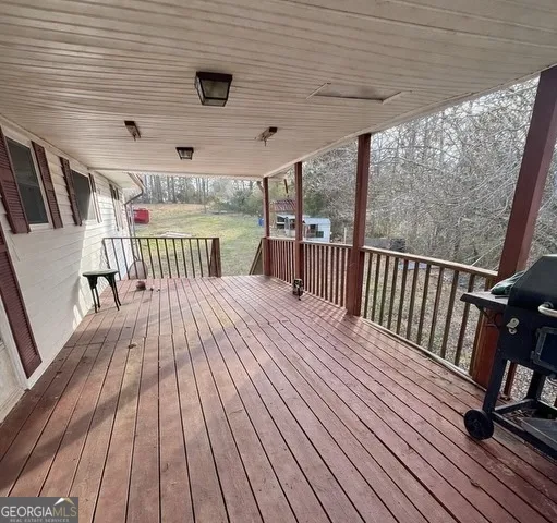 74 Hanshaw DR Rock Spring, GA 30739