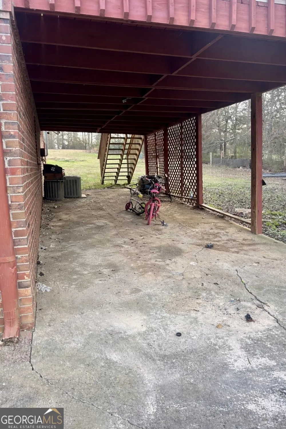 74 Hanshaw DR Rock Spring, GA 30739
