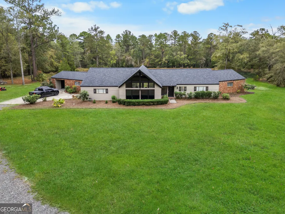 100 Morgan DR Jesup, GA 31545