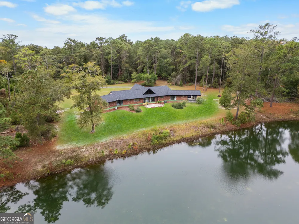 100 Morgan DR Jesup, GA 31545