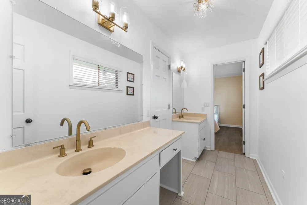 100 Morgan DR Jesup, GA 31545