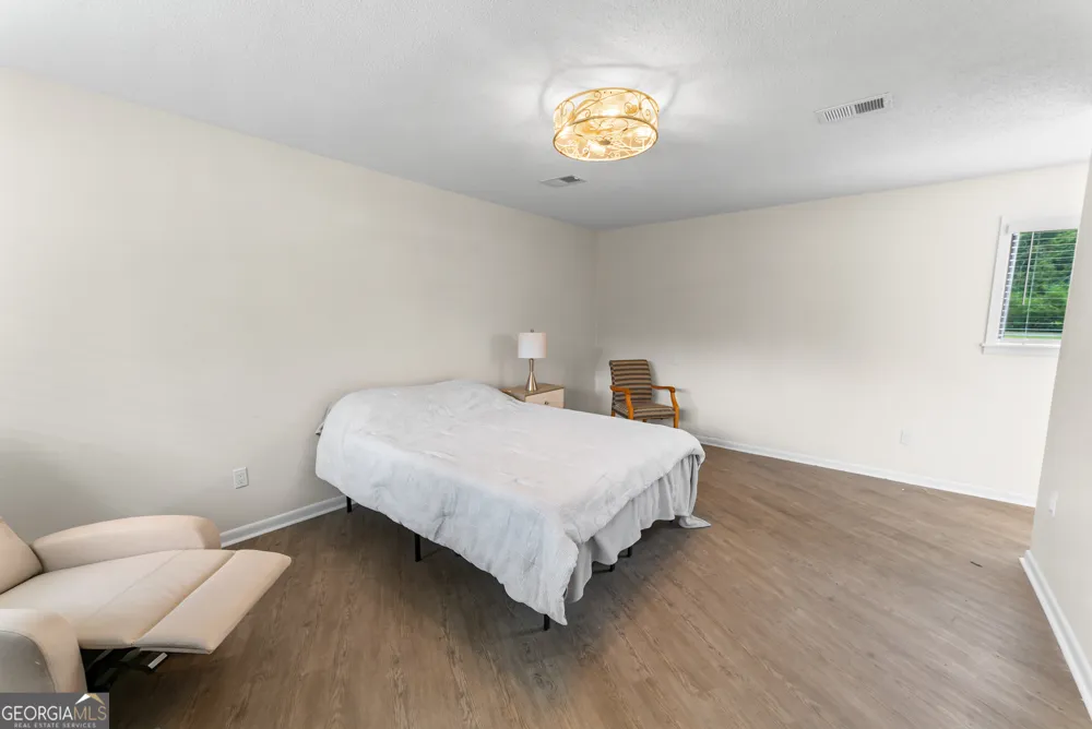 100 Morgan DR Jesup, GA 31545