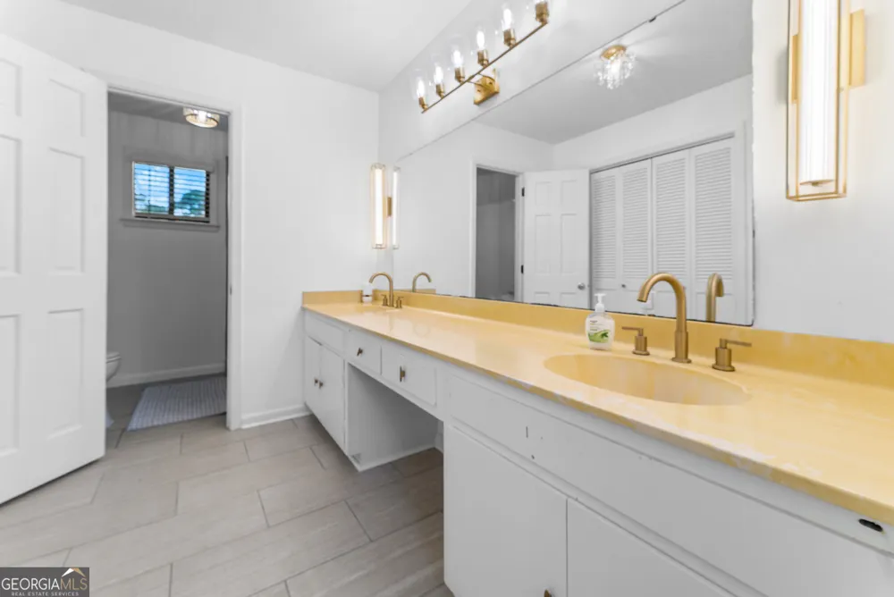 100 Morgan DR Jesup, GA 31545