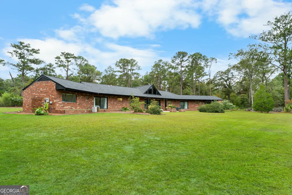 100 Morgan DR Jesup, GA 31545