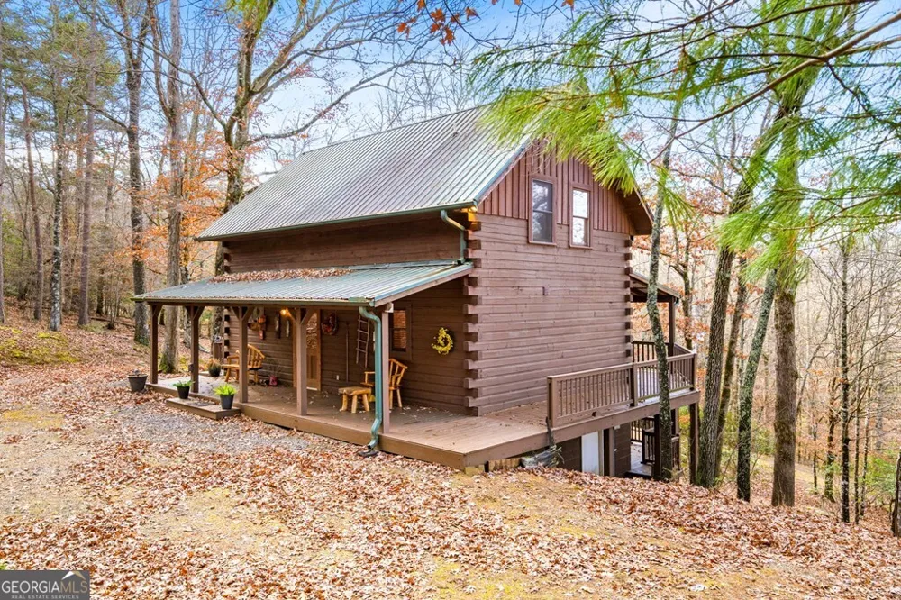 488 Smith RD Brasstown, NC 28902