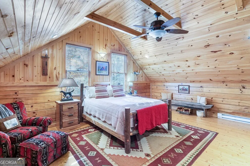 488 Smith RD Brasstown, NC 28902