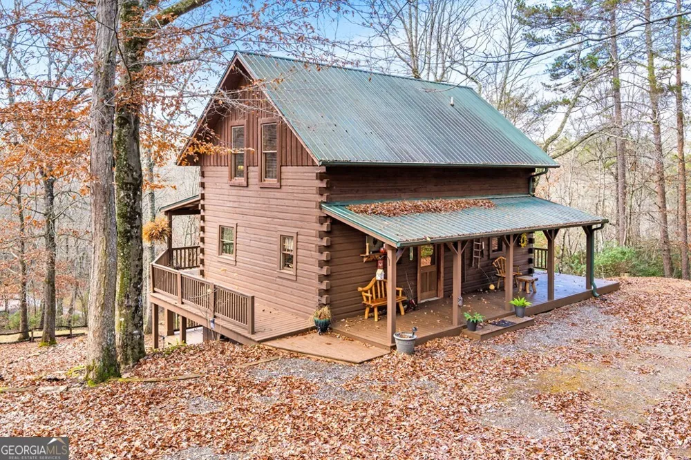 488 Smith RD Brasstown, NC 28902
