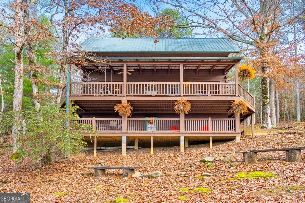 488 Smith RD Brasstown, NC 28902