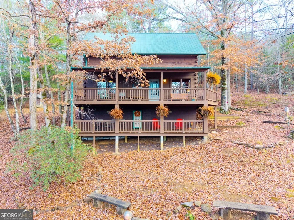 488 Smith RD Brasstown, NC 28902