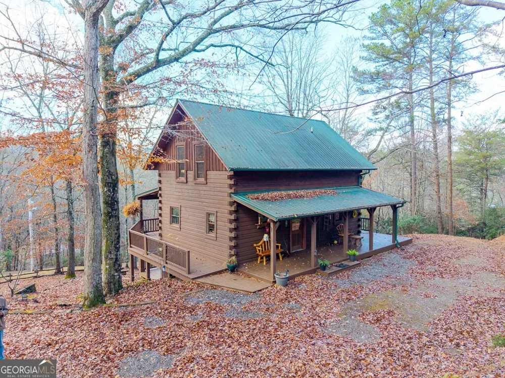 488 Smith RD Brasstown, NC 28902