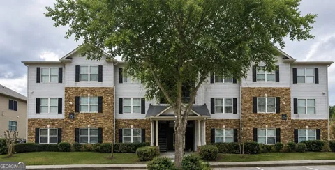 4101 Fairington Club DR