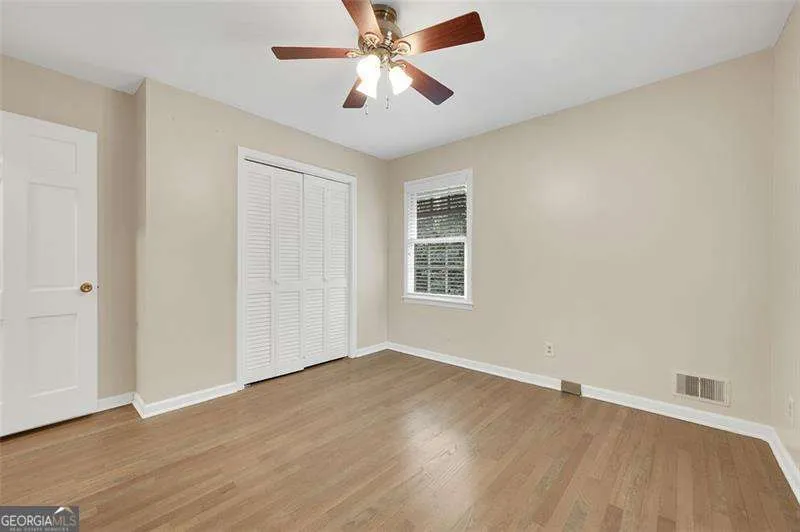 4517 E KINGS POINT CIR Dunwoody, GA 30338