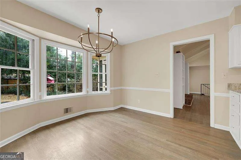 4517 E KINGS POINT CIR Dunwoody, GA 30338