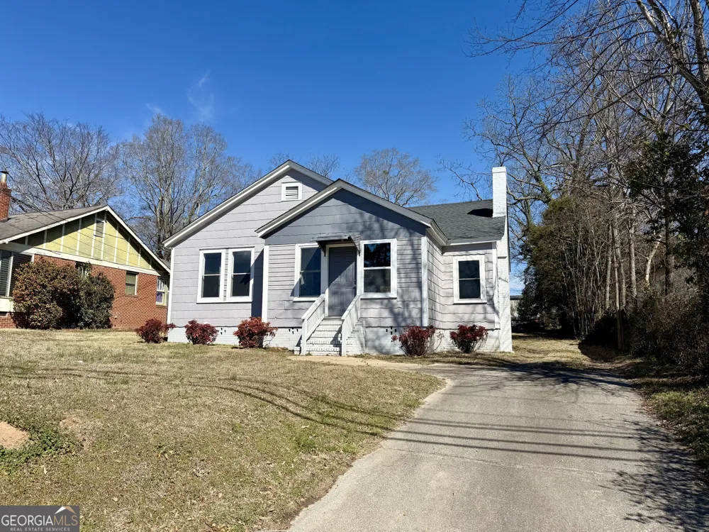 196 College AVE Elberton, GA 30635