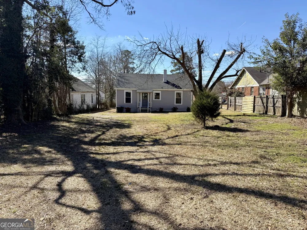 196 College AVE Elberton, GA 30635