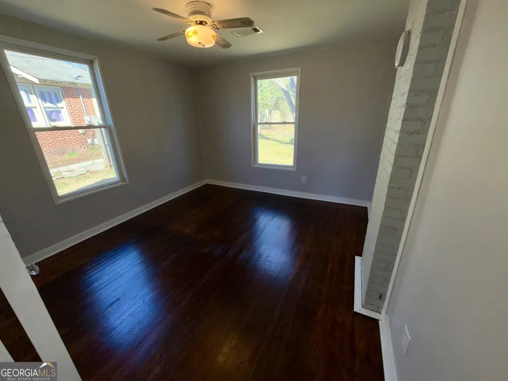 196 College AVE Elberton, GA 30635