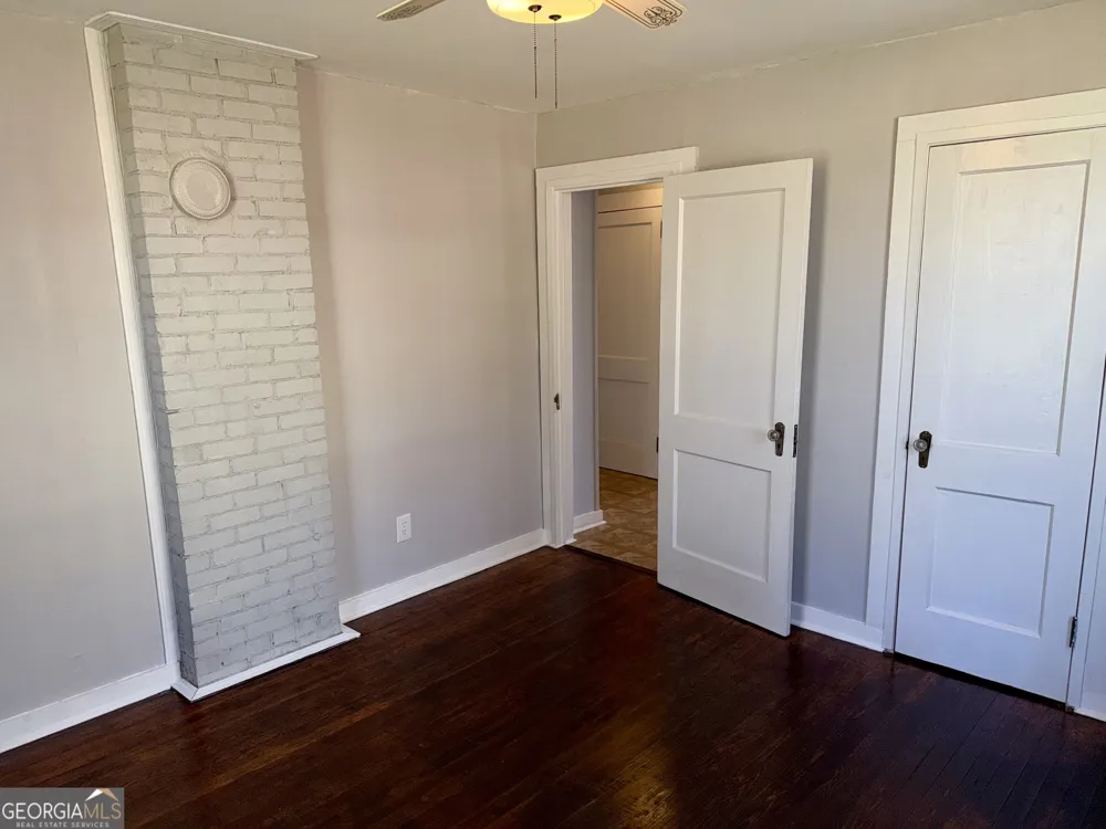 196 College AVE Elberton, GA 30635
