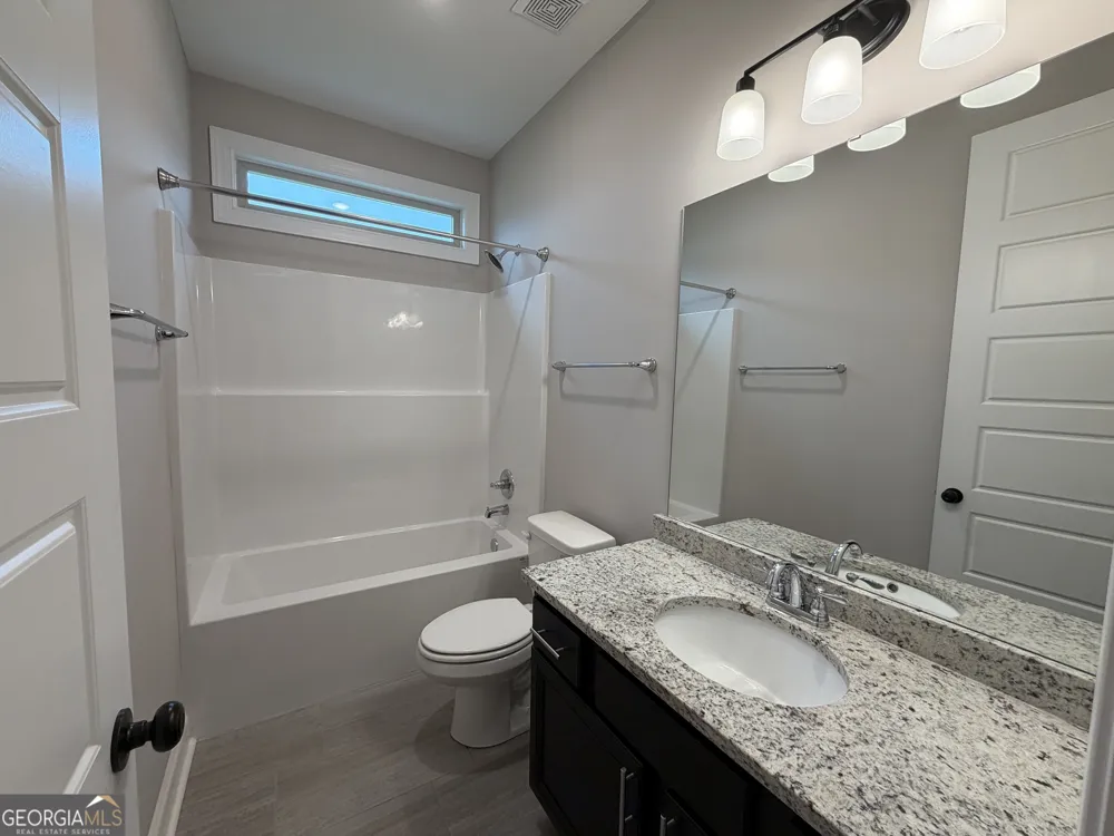 417 Otters Ridge DR Kathleen, GA 31047