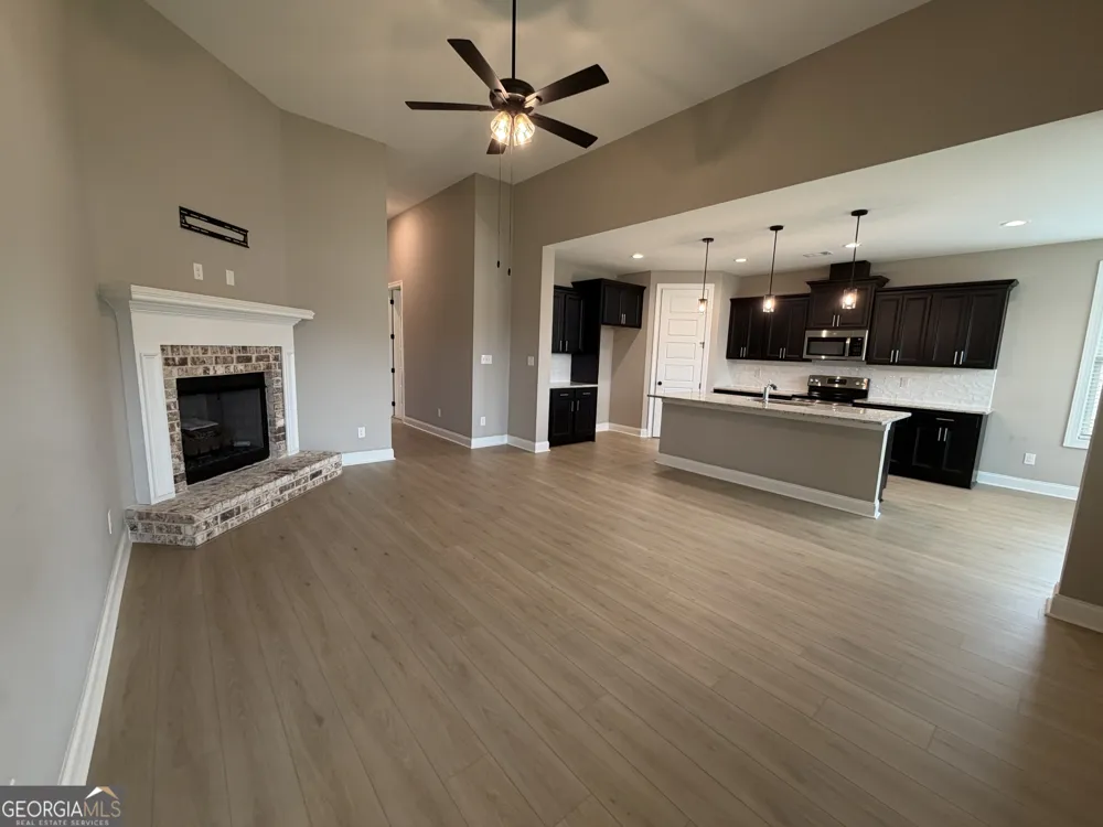 417 Otters Ridge DR Kathleen, GA 31047