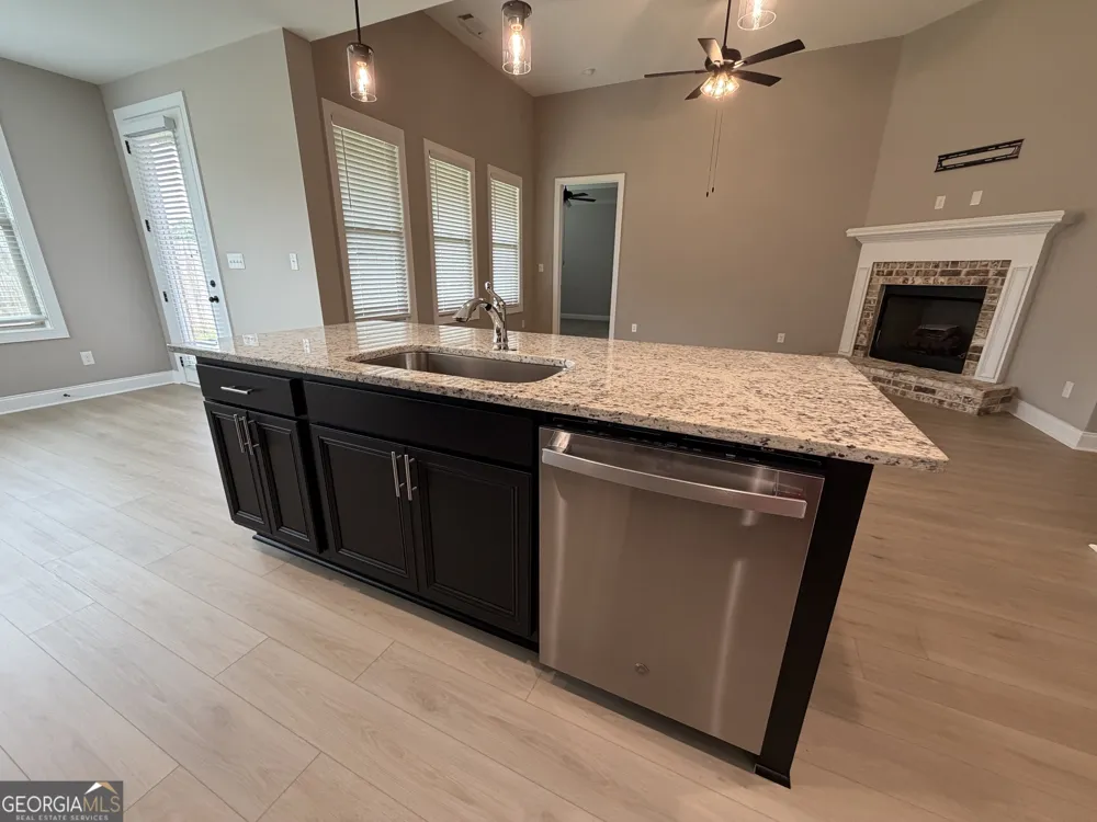 417 Otters Ridge DR Kathleen, GA 31047