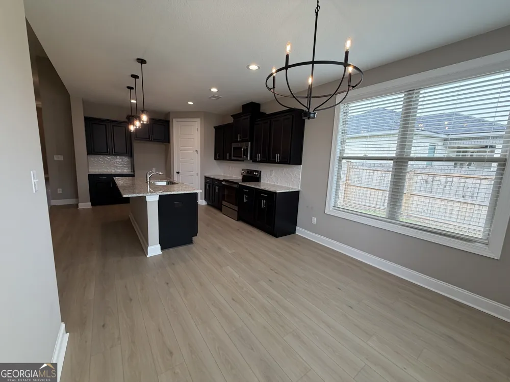 417 Otters Ridge DR Kathleen, GA 31047