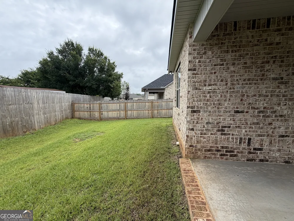 417 Otters Ridge DR Kathleen, GA 31047
