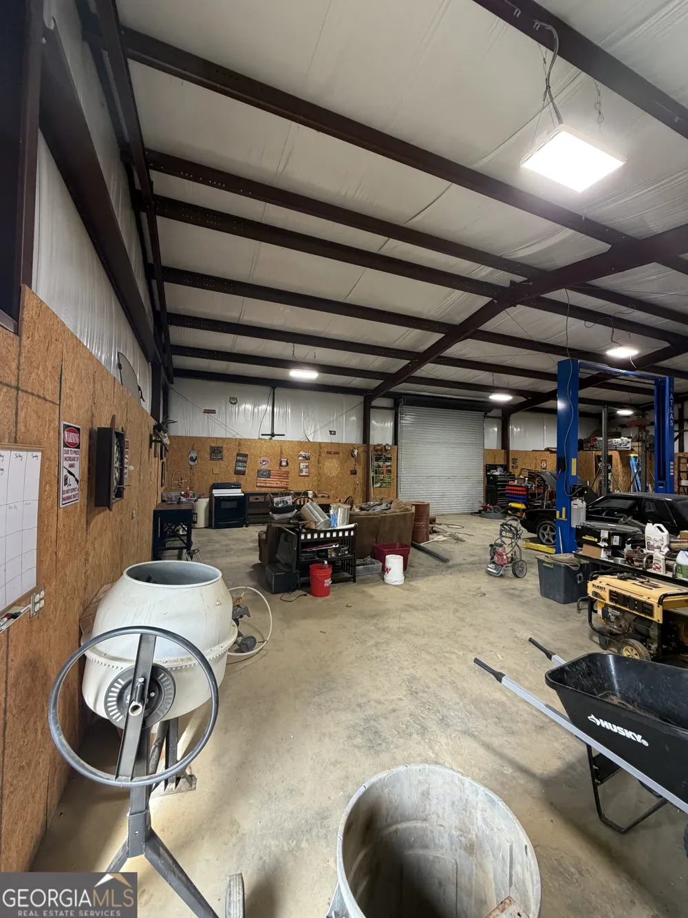 487 Perry Horton RD Adrian, GA 31002