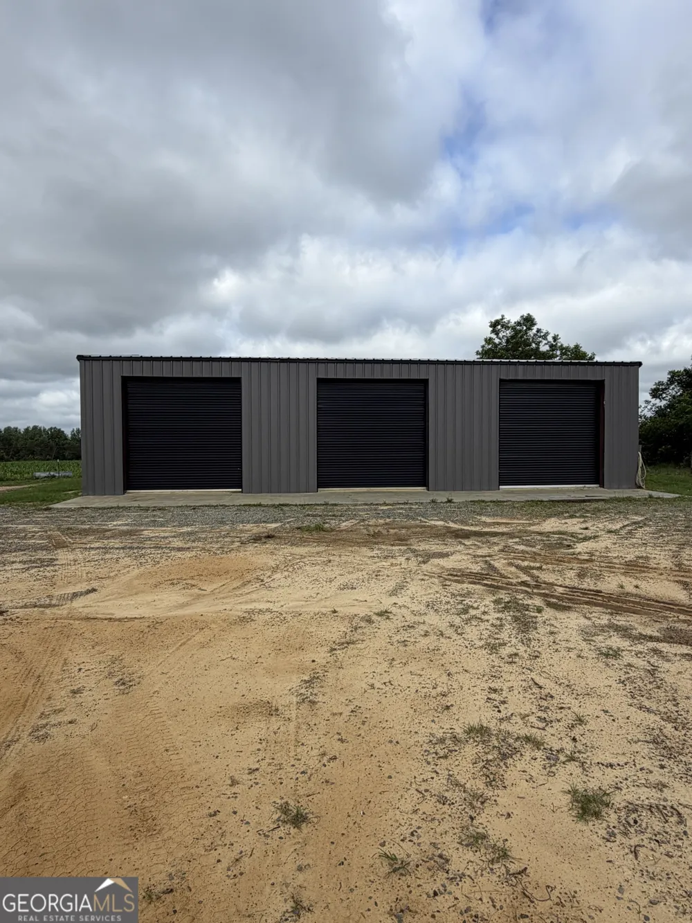 487 Perry Horton RD Adrian, GA 31002