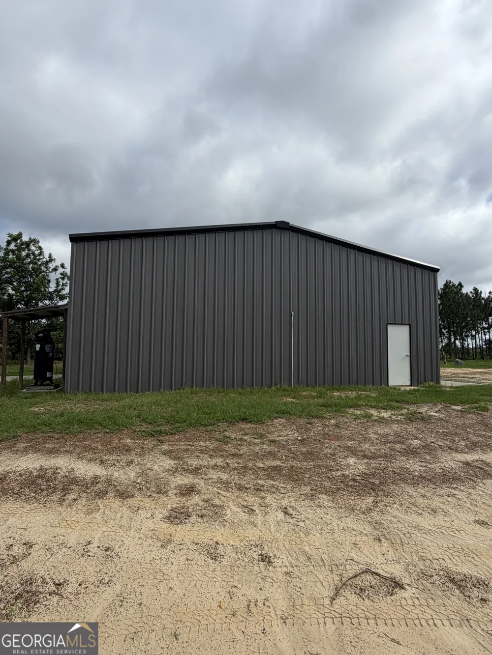 487 Perry Horton RD Adrian, GA 31002