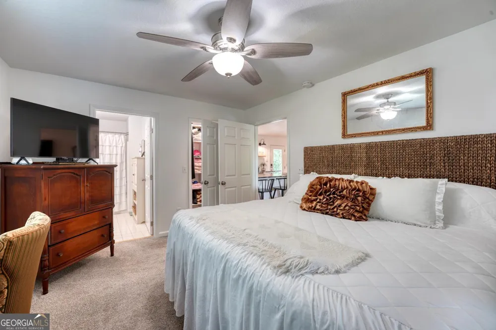 33 Tusquittee Valley Lane Hayesville, NC 28904