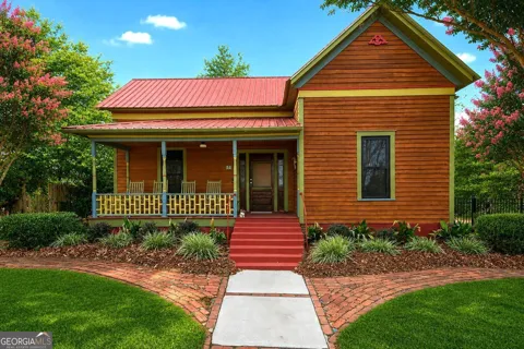 33 Main ST