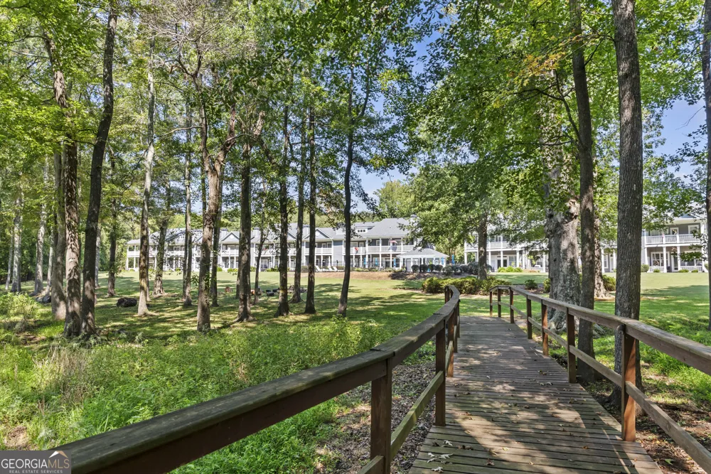 181-H Farriers LN Eatonton, GA 31024