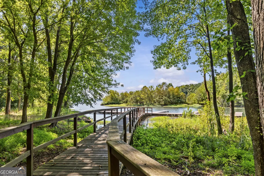 181-H Farriers LN Eatonton, GA 31024
