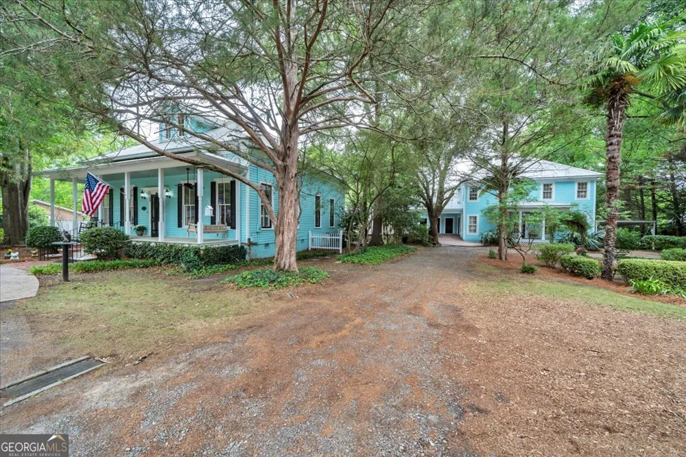 108 Howard ST Byron, GA 31008