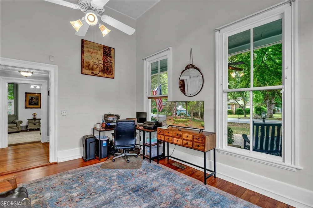 108 Howard ST Byron, GA 31008