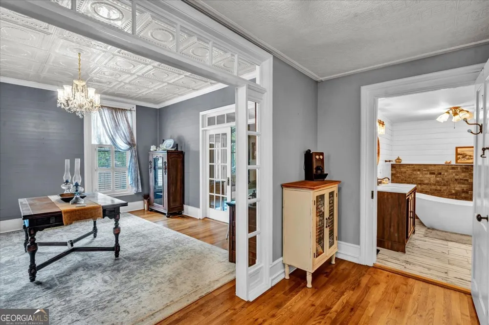 108 Howard ST Byron, GA 31008