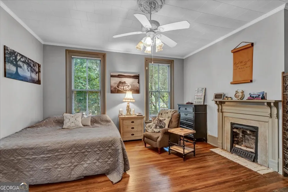 108 Howard ST Byron, GA 31008